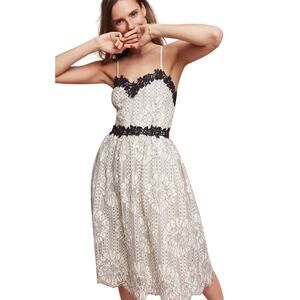 ANTHROPOLOGIE ERI + ALI Black and Ivory floral Lace Knee Length Dress
